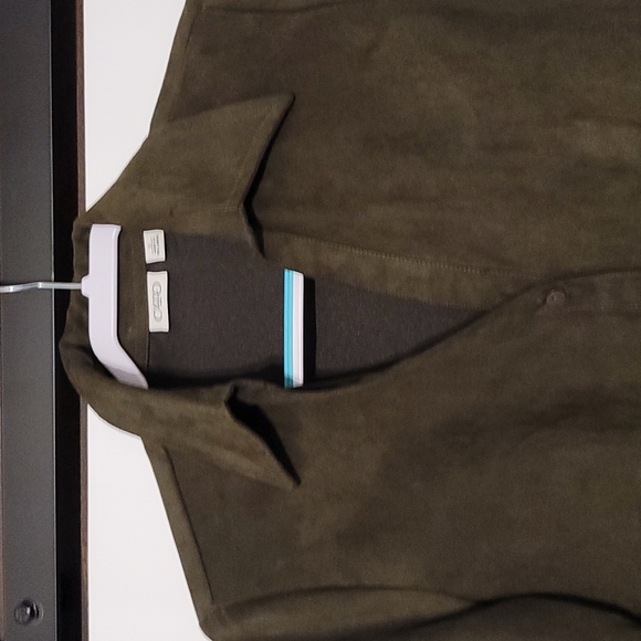 Woman's Ultra-Suede long sleeve shirt, size: Small - Picture 2 of 4